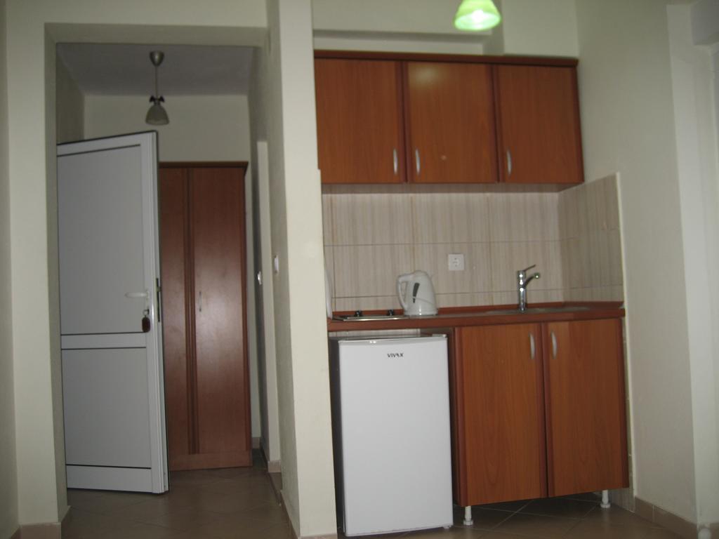 Guest House Vila Mimoza Ulcinj Exterior photo